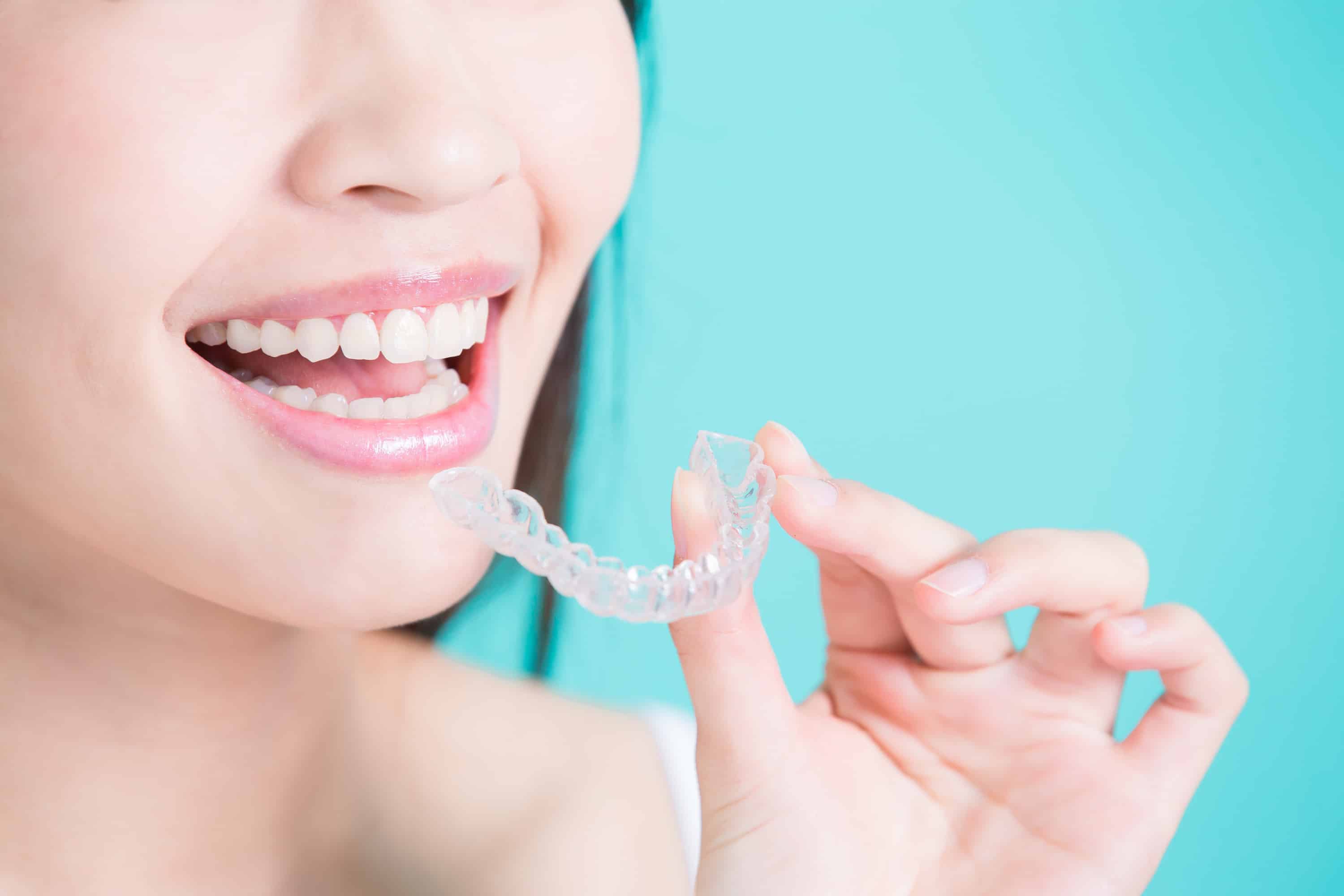 https://www.prairiepinesdental.com/wp-content/uploads/2020/08/what-you-need-to-know-about-invisalign-treatment.jpg